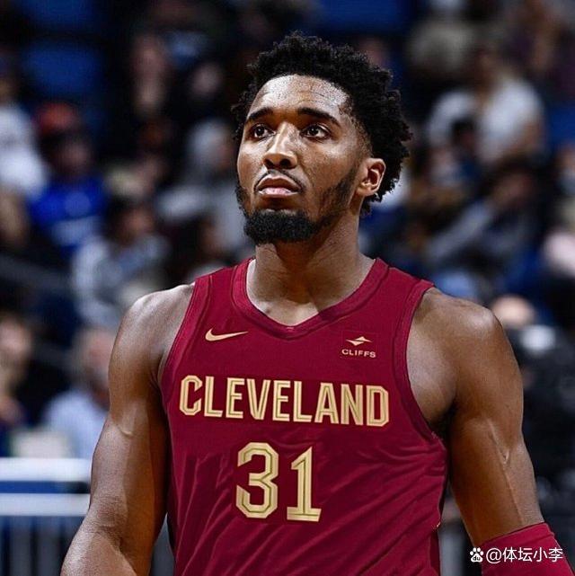 图片报：巴萨希望签下一名左边锋，正关注莱比锡的迪奥曼德（图片报：巴萨寻觅左翼新援，盯上莱比锡边锋迪奥曼德）